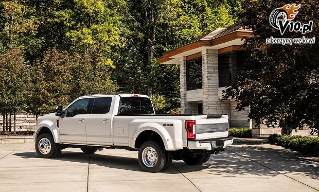 Ford F-450 Limited