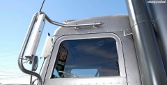Peterbilt 379 Outlaw Customs