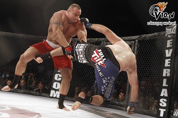 mariusz_pudzianowski_vs._tim_sylvia_1.JPG