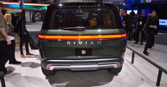 Rivian R1S