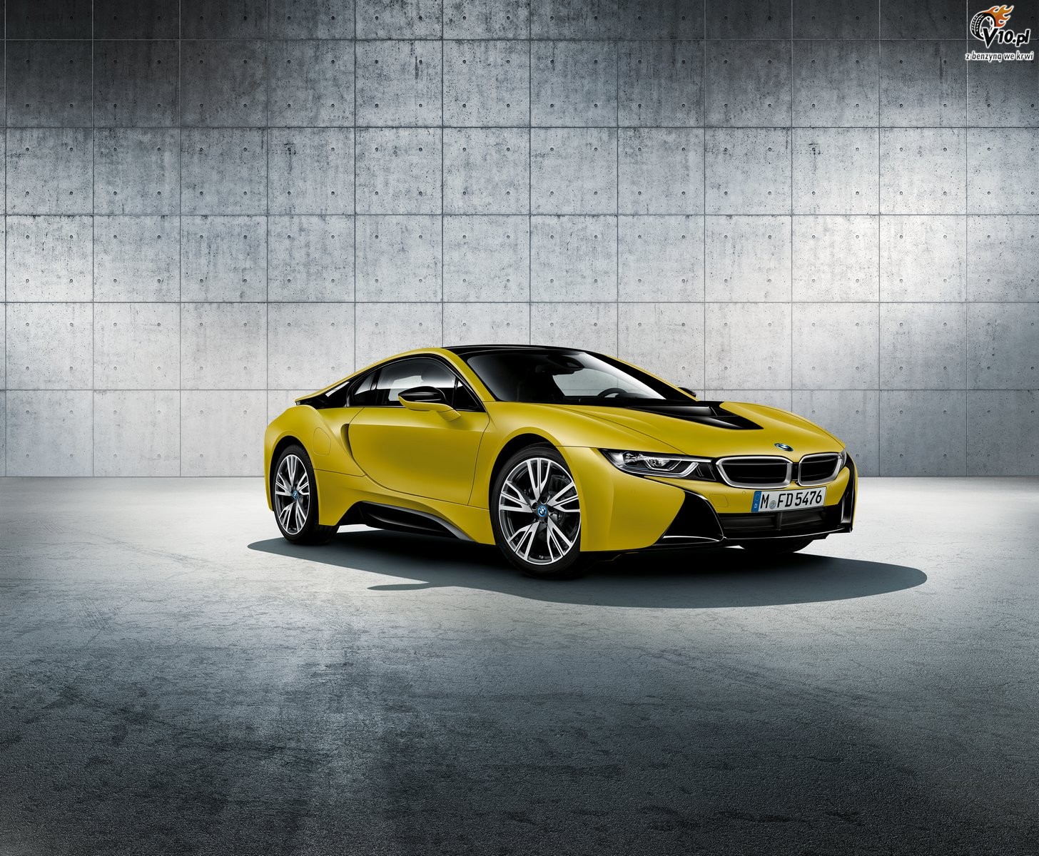 BMW i8 Protonic Frozen Yellow Edition