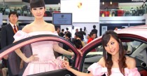 Dziewczyny prosto z Shanghai Auto Show