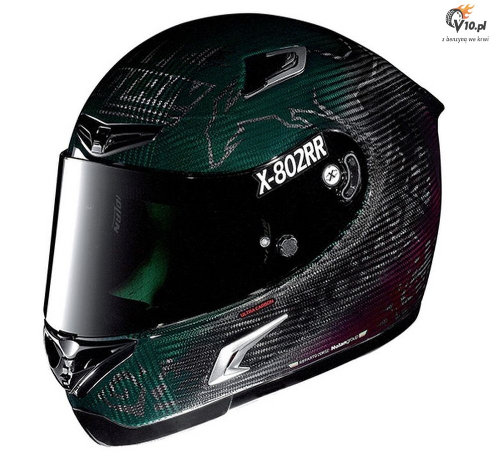 Casey Stoner i jego nowy kask SuperHero X-Lite X-802RR Ultra Carbon