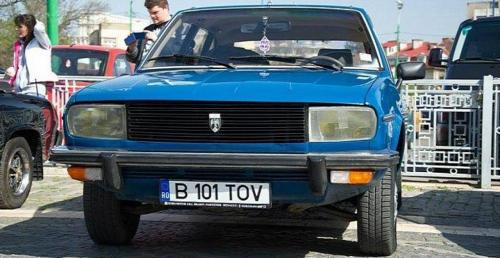 Dacia 2000