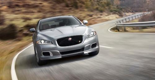 Jaguar XJR