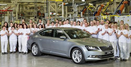 Nowa Skoda Superb