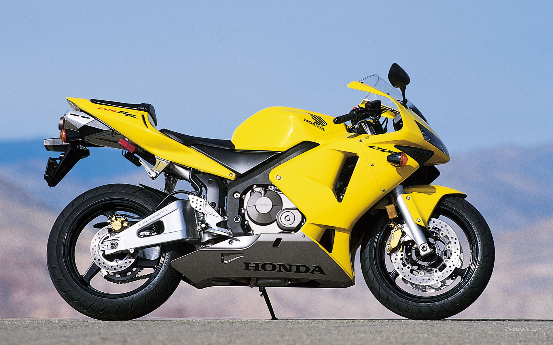 Honda cbr 600. Honda cbr600rr. Honda cbr600rr 2003. Мотоцикл Honda CBR 600. Мотоцикл Хонда CBR 600 RR.