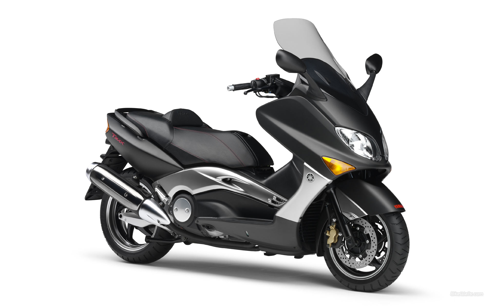 Скутер водж. Yamaha t Max 500. Yamaha TMAX 500. Yamaha Scooter. TMAX Black Max.