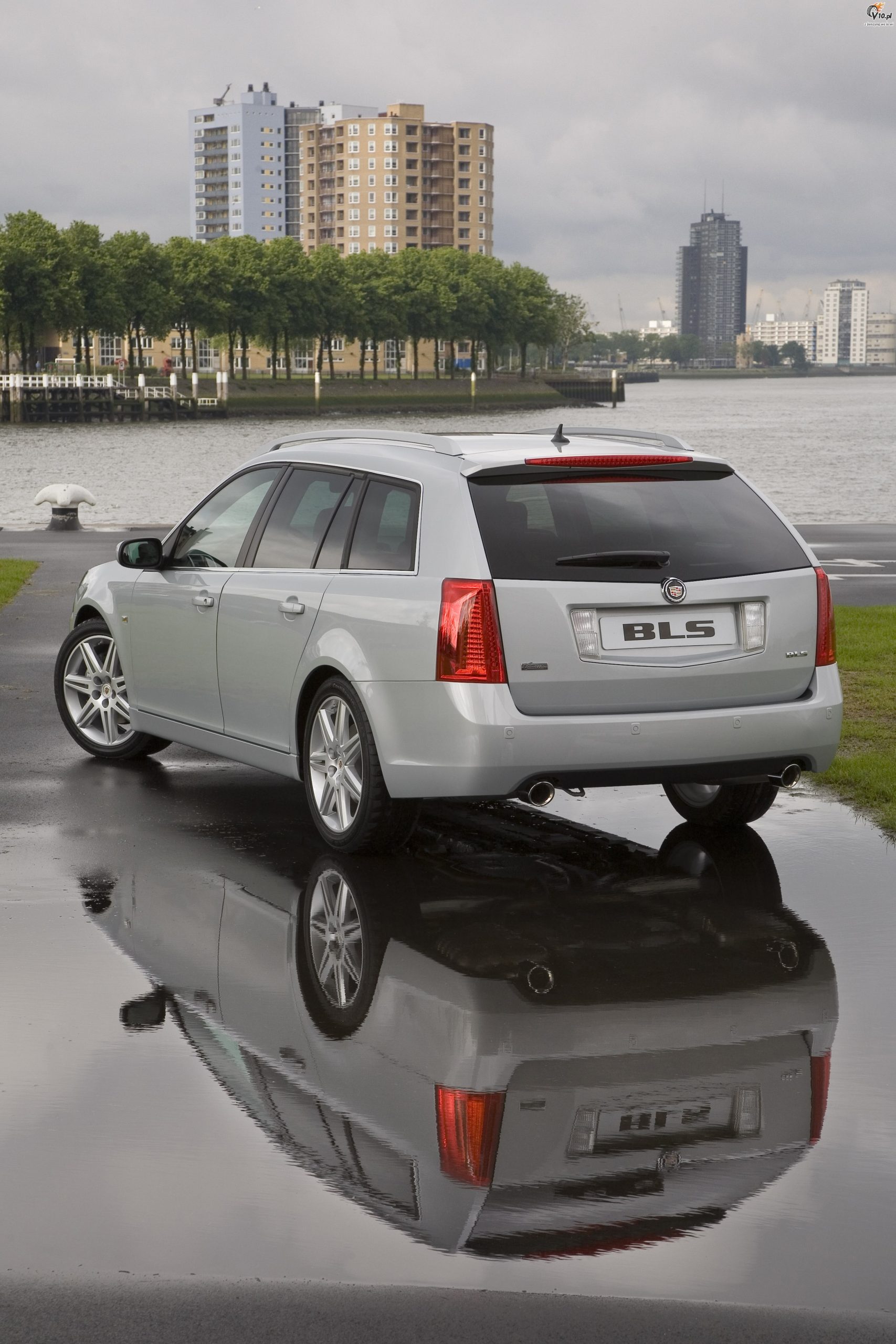 Cadillac BLS Wagon