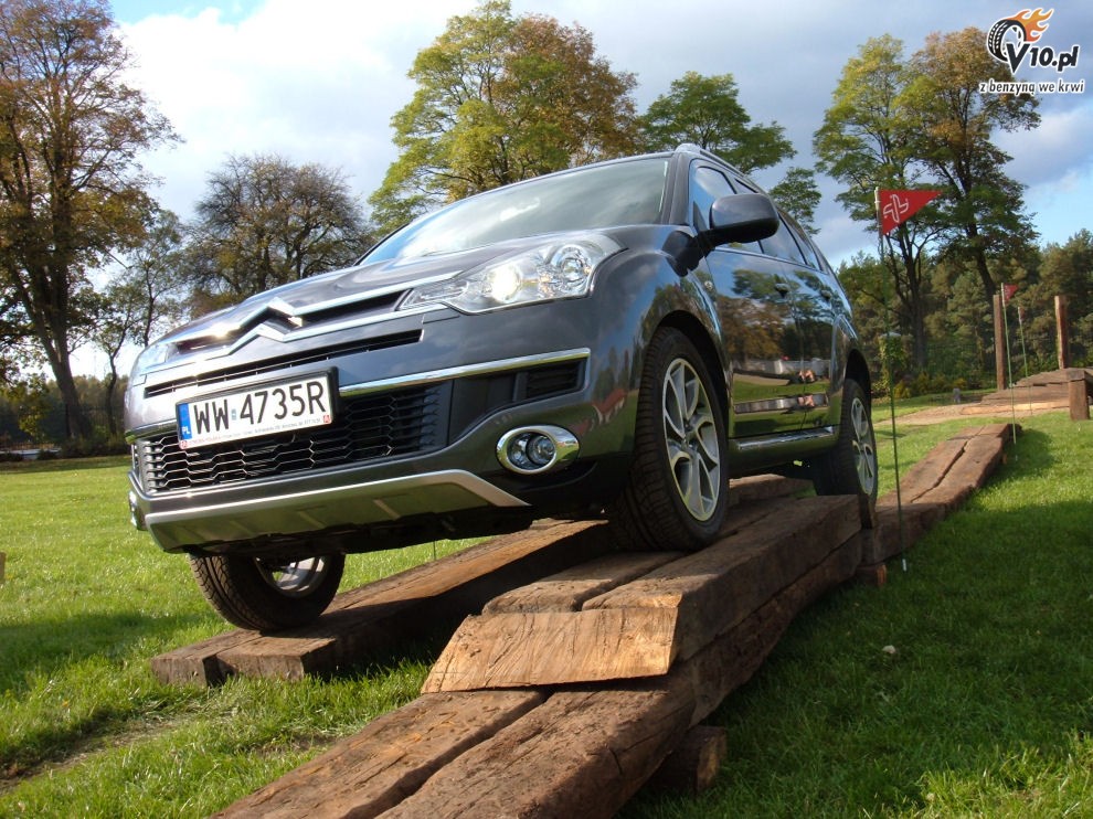 Citroen C-Crosser