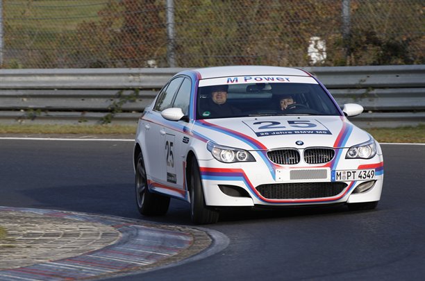 Nowe BMW M5 CSL