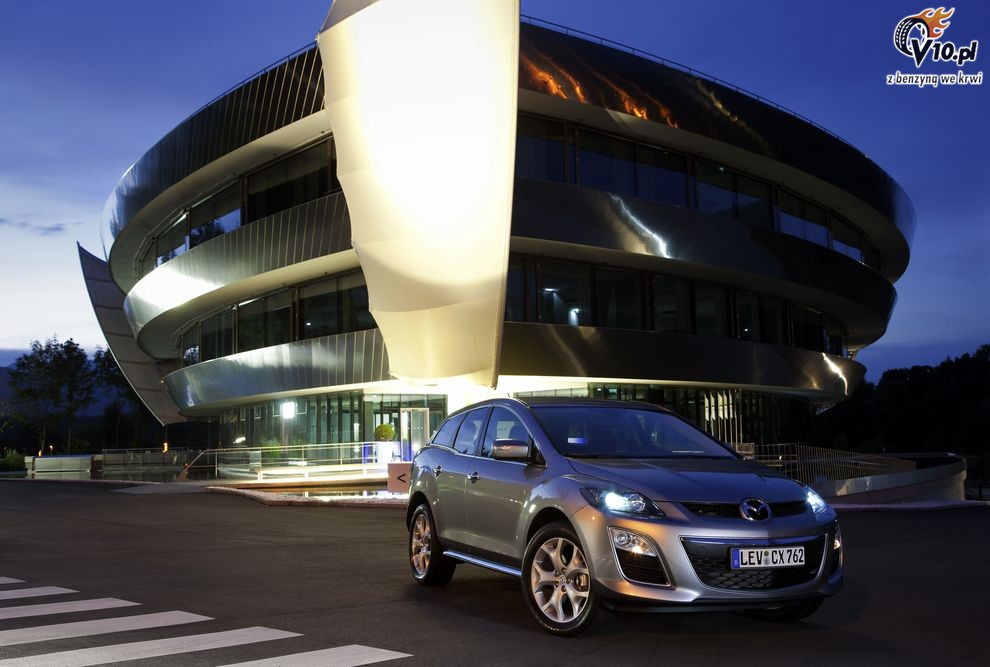 Nowa Mazda CX-7 face lifting