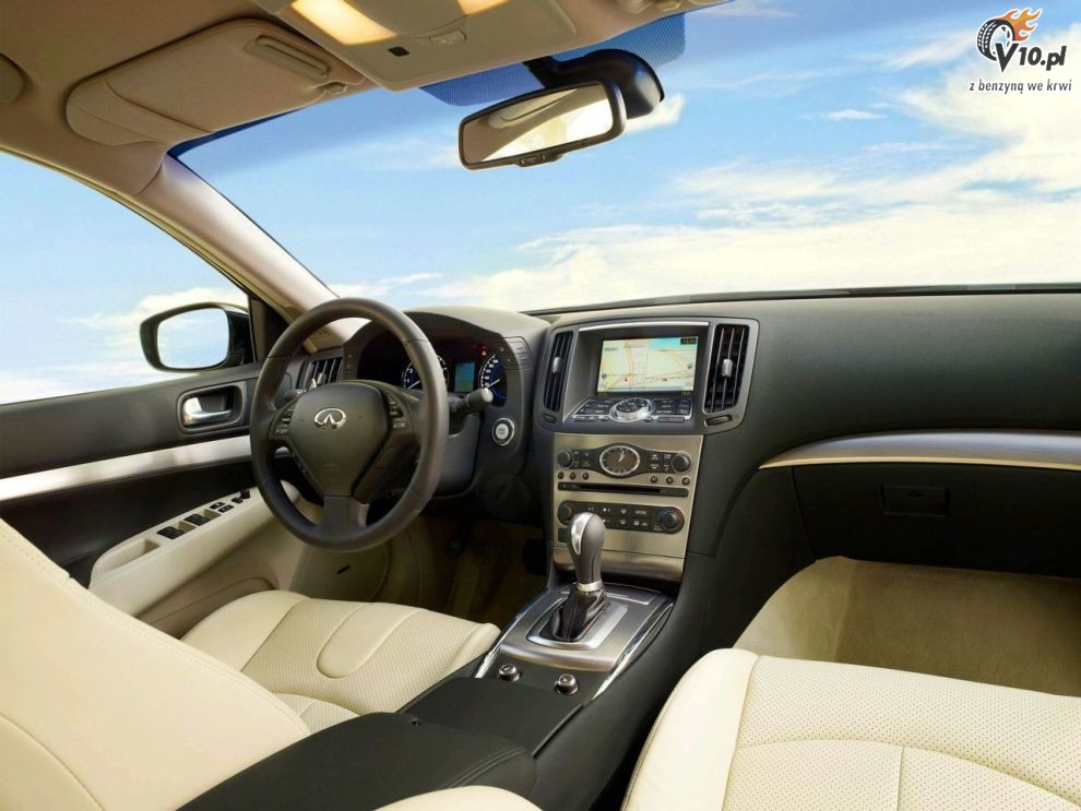 Nowe Infiniti G37 2010