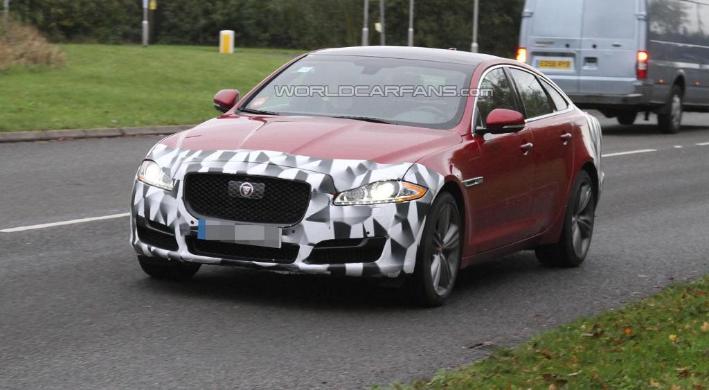 Jaguar XJ