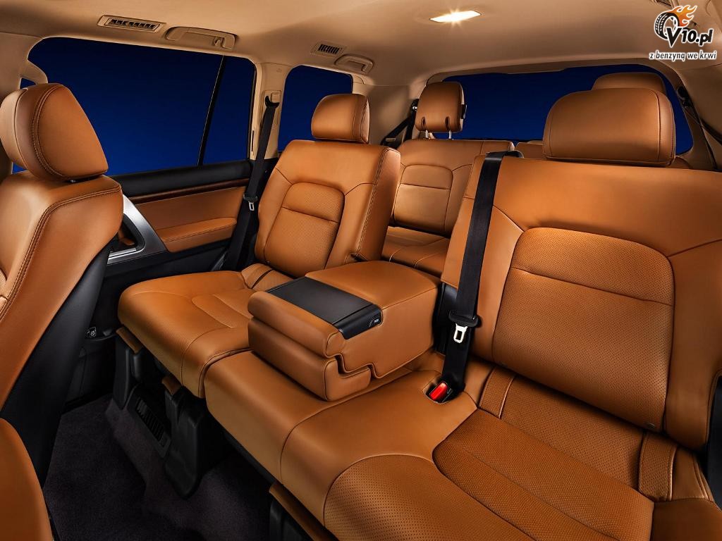 Toyota Land Cruiser Brownstone