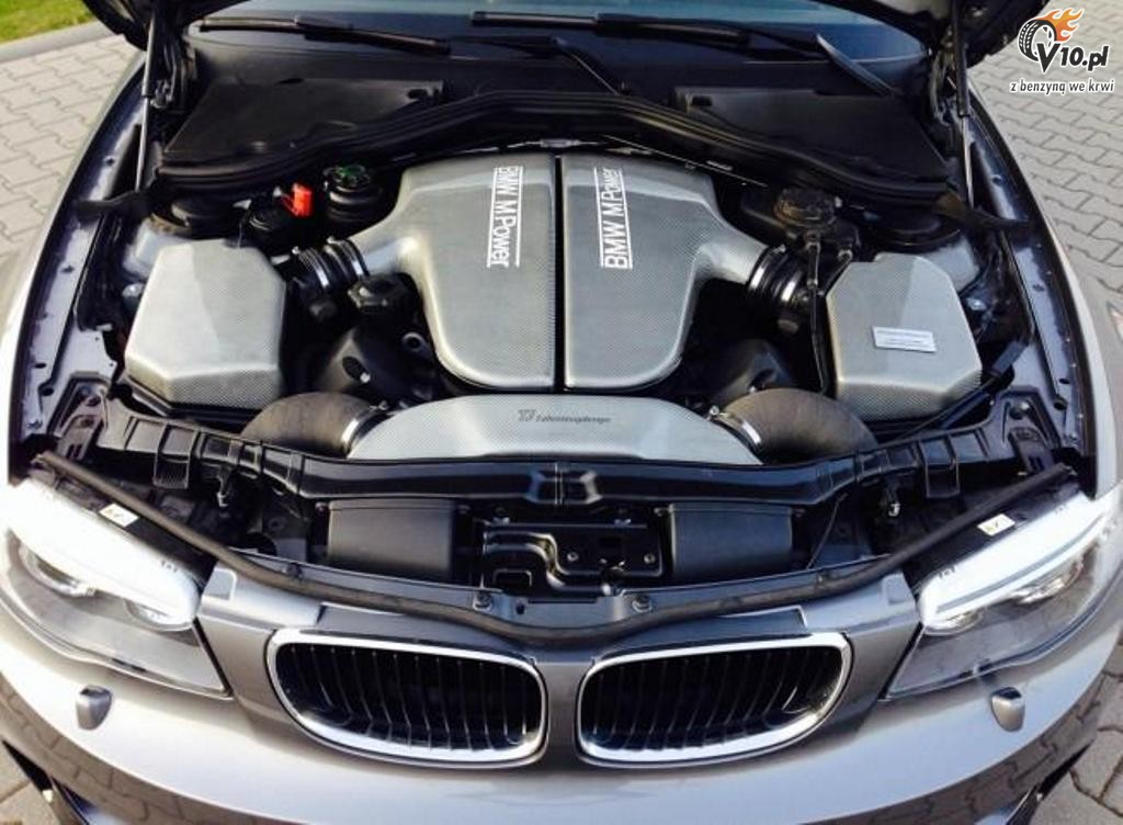 BMW serii 1 V10