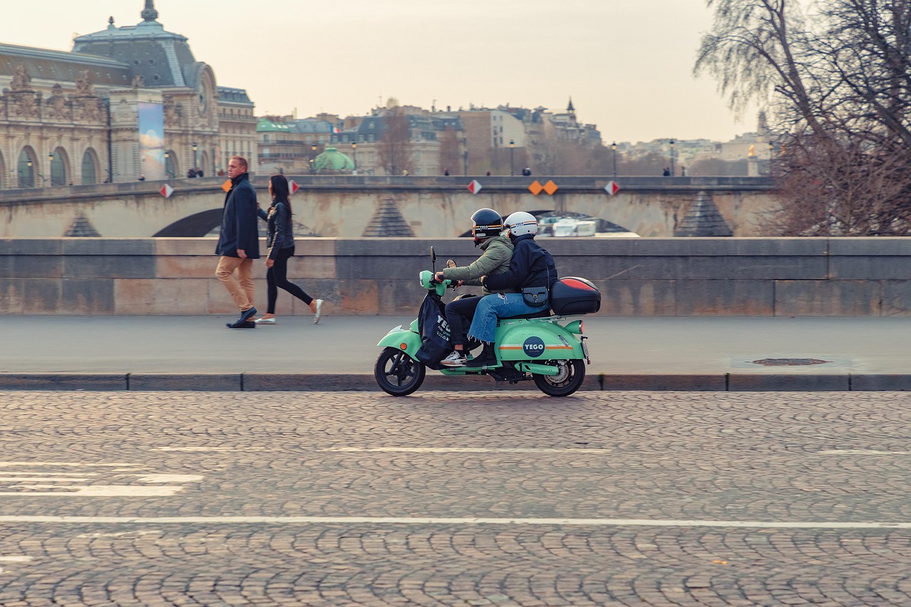 Skierowana w jednoślady akcja ROADPOL (fot. Dim Hou / Pixabay