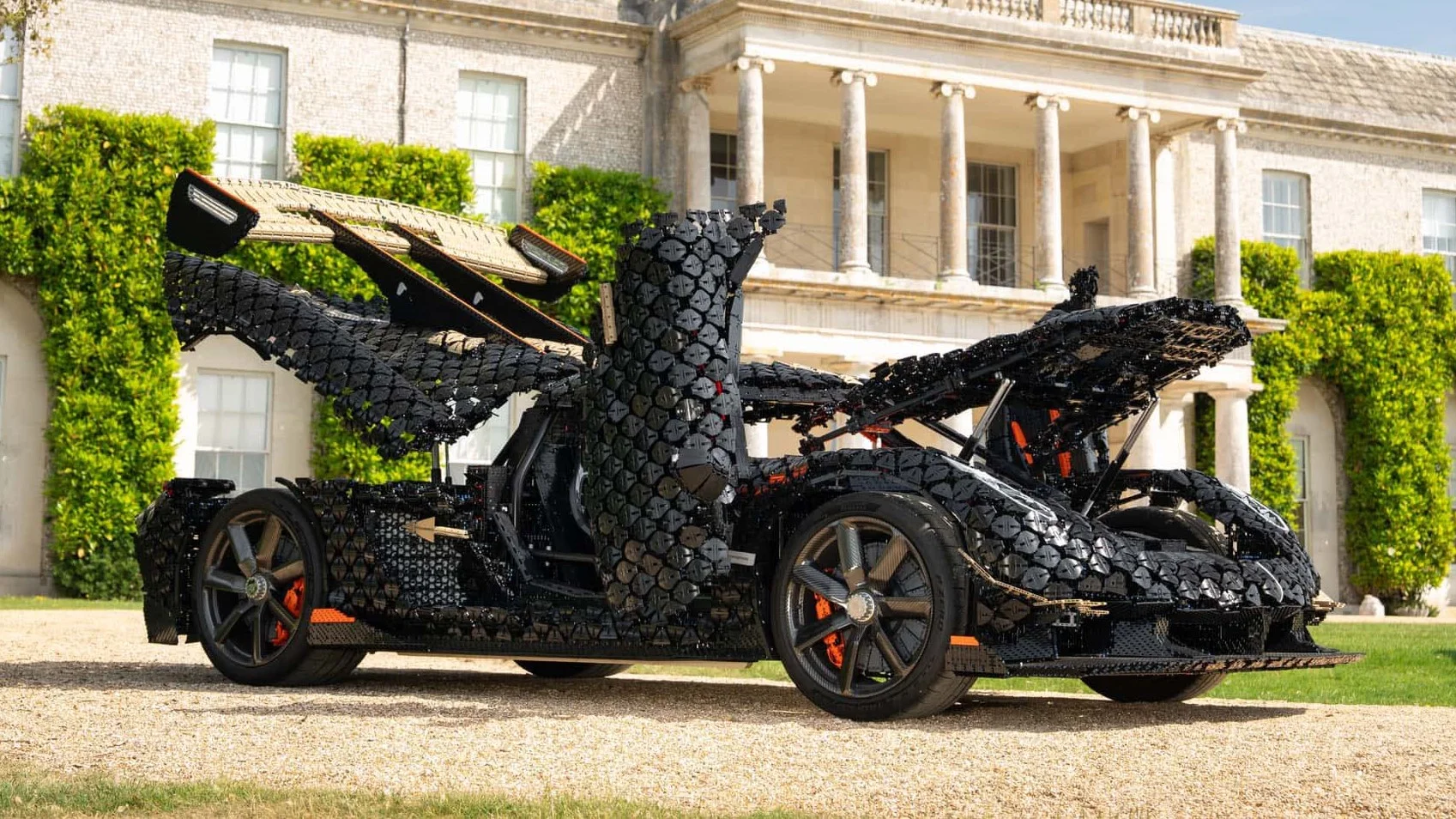 LEGO Koenigsegg Sadair's Spear (Fot. LEGO / Koenigsegg)