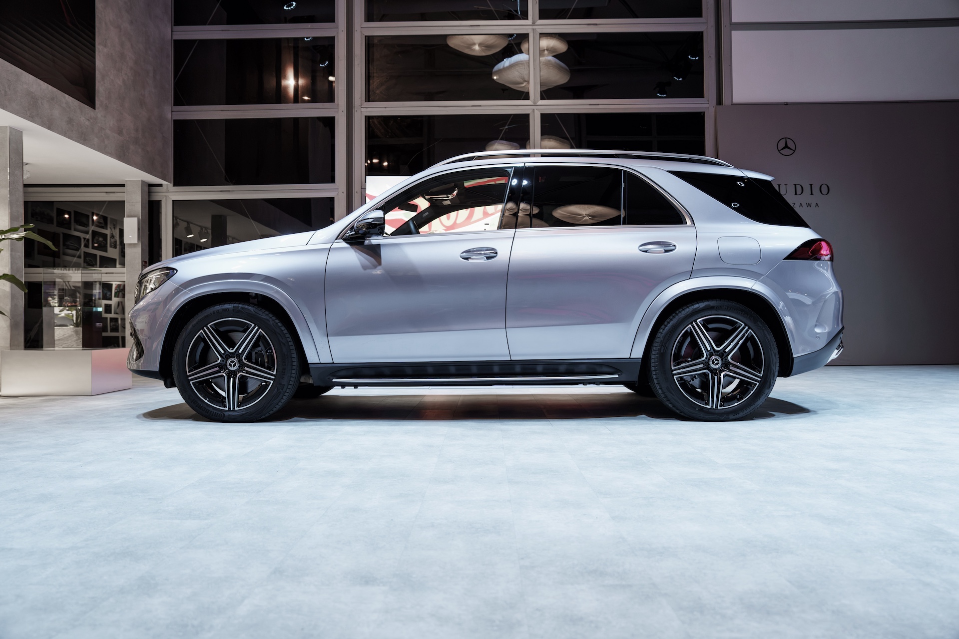 Mercedes-Benz GLE po liftingu (2026) bok