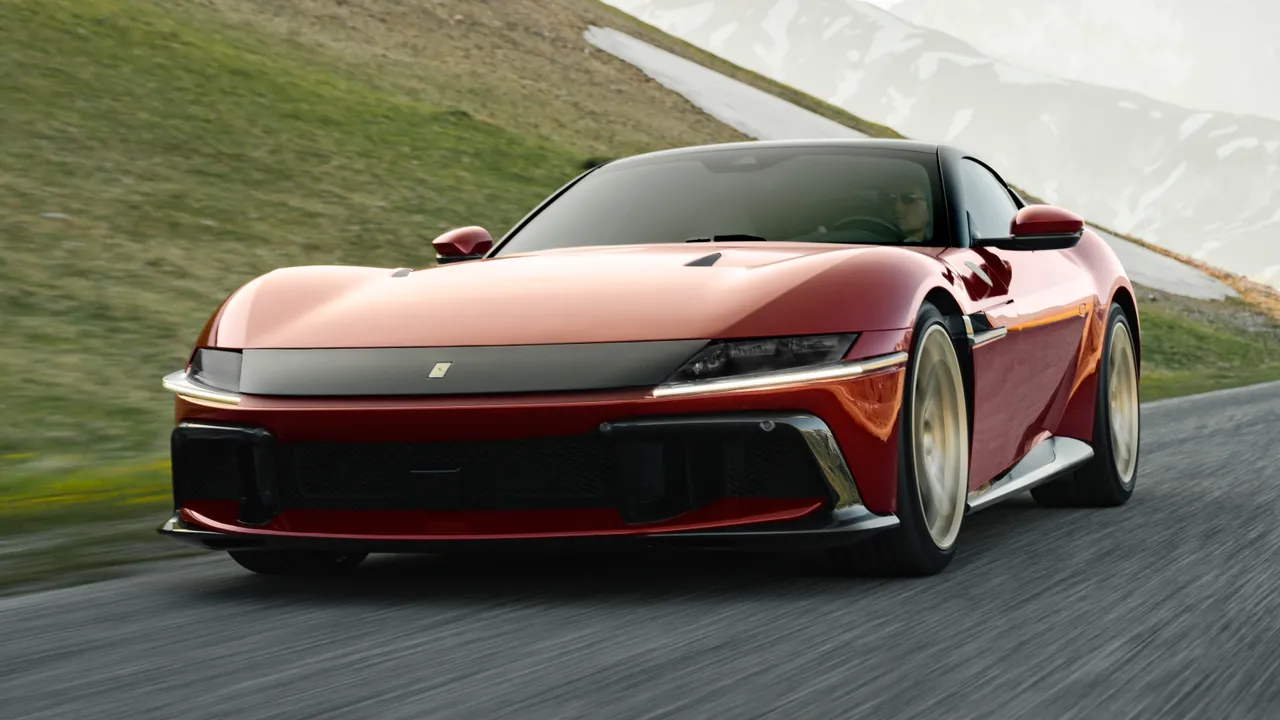 Ferrari 12Cilindri Manuale (Fot. Ferrari)