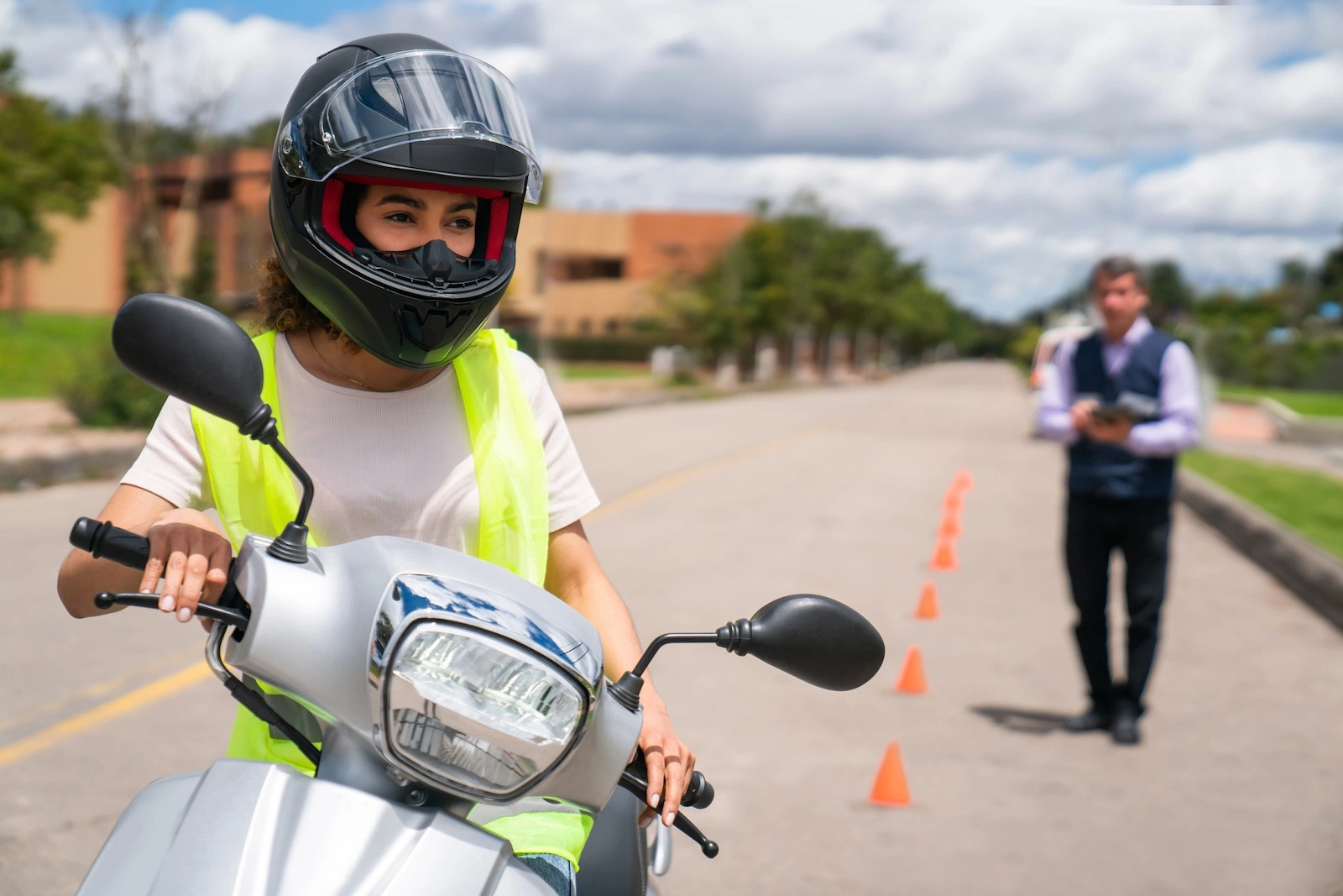 Egzamin na prawo jazdy na motocykle (fot. GettyImages)