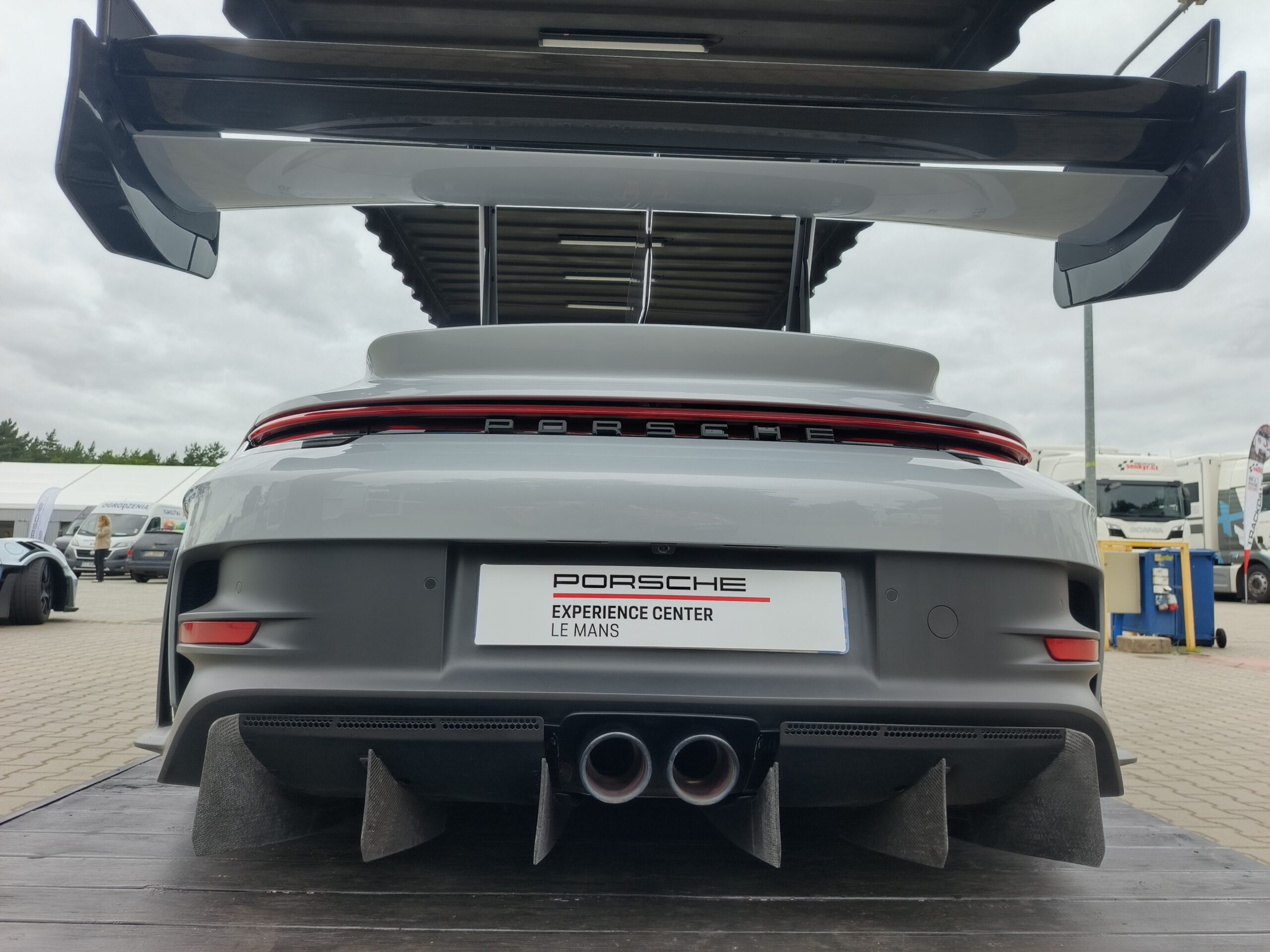 Porsche 911 GT3 RS (992) Manthey Kit (fot. Przemysław Garczyński / V10.pl)