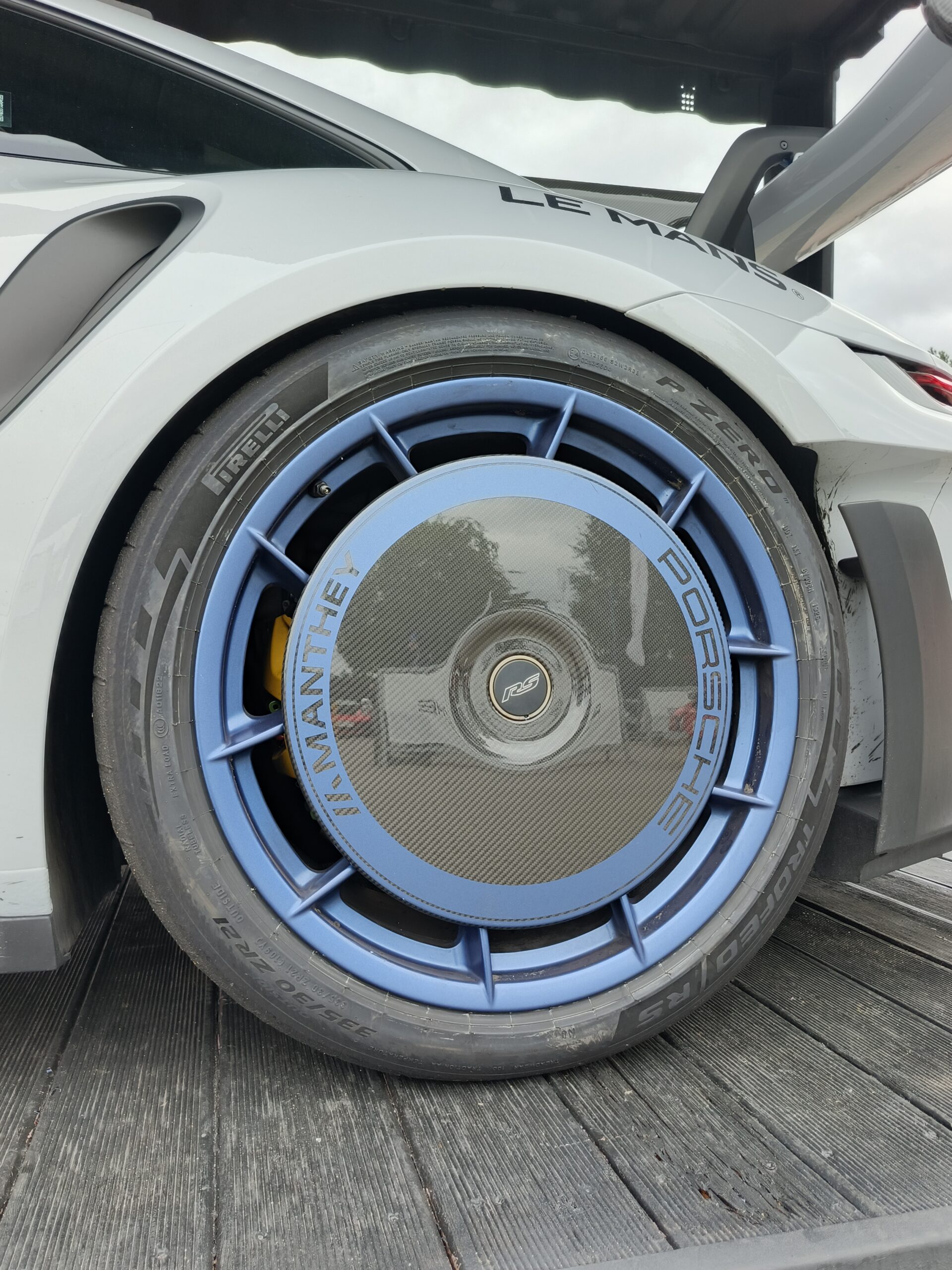 Porsche 911 GT3 RS (992) Manthey Kit (fot. Przemysław Garczyński / V10.pl)