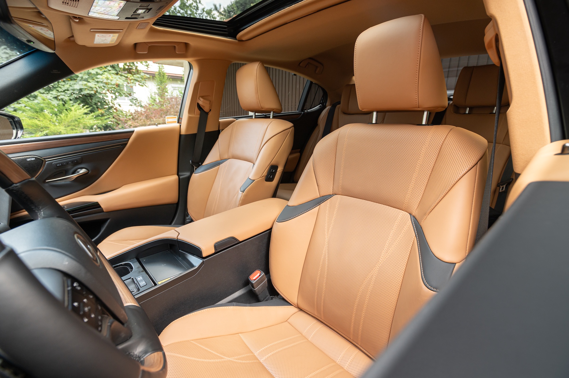 Lexus ES 350h fotele