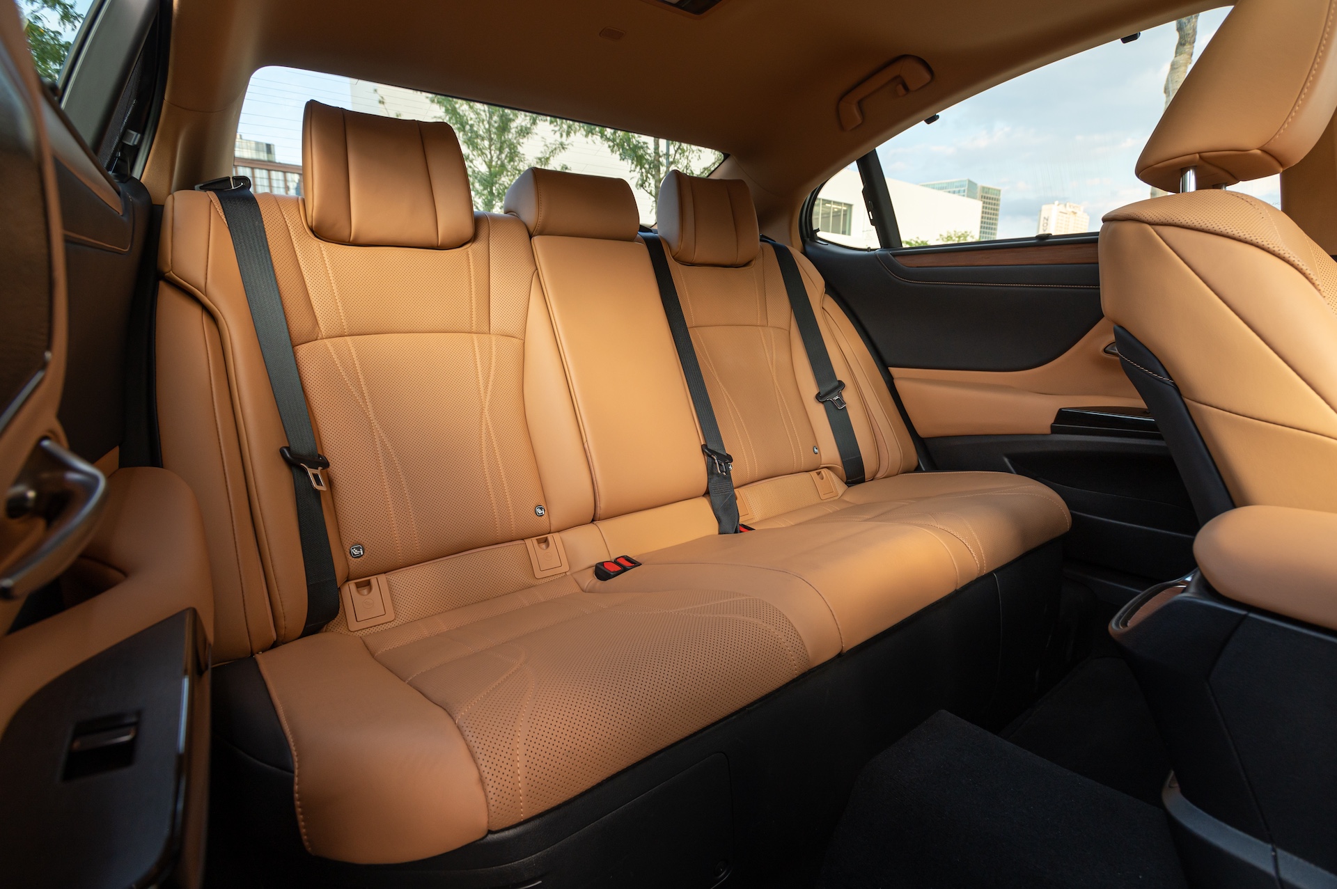 Lexus ES 350h tylna kanapa