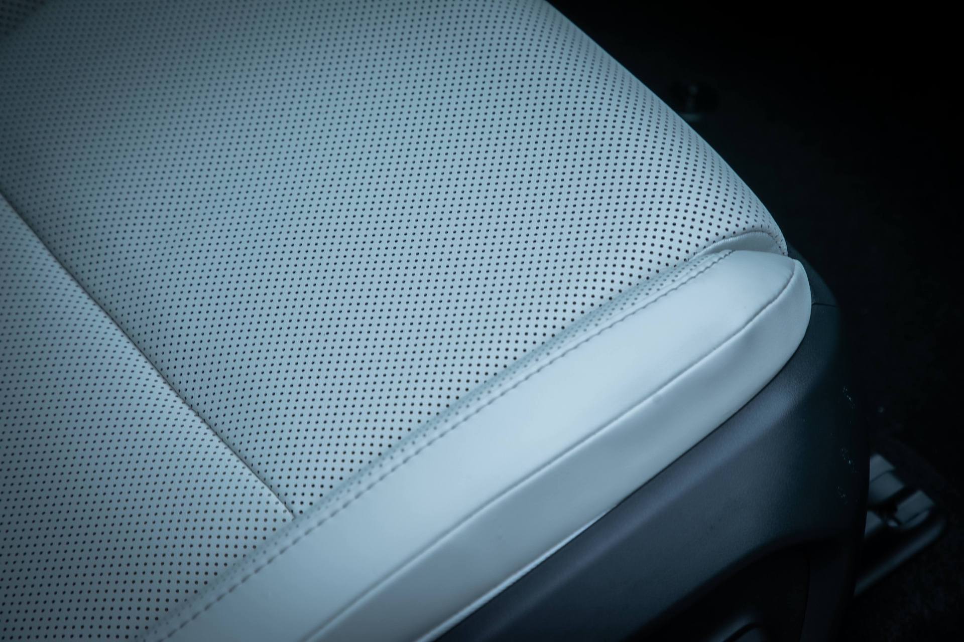 Lexus ES 500e fotel