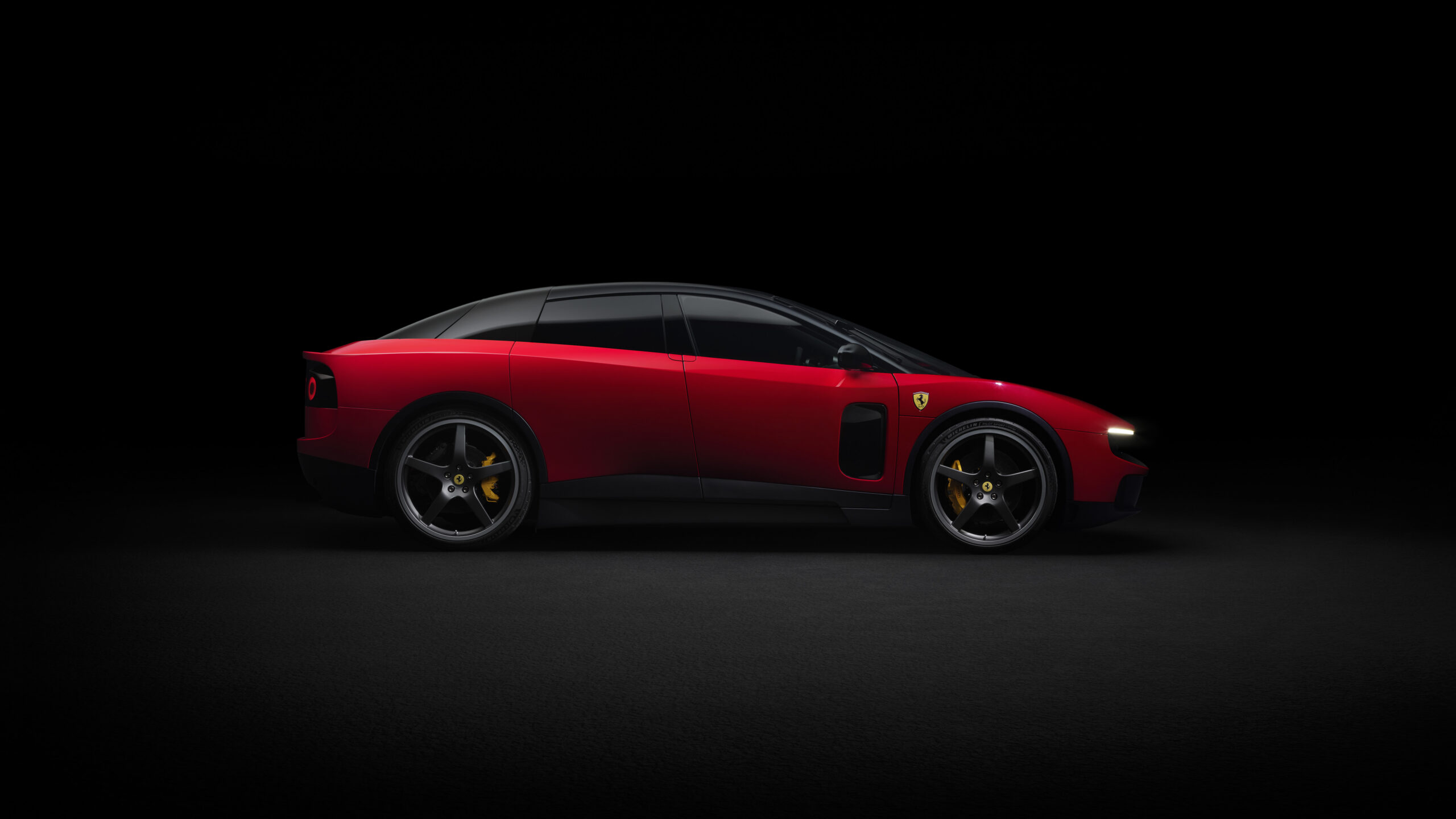 Ferrari Luce (fot. Ferrari)