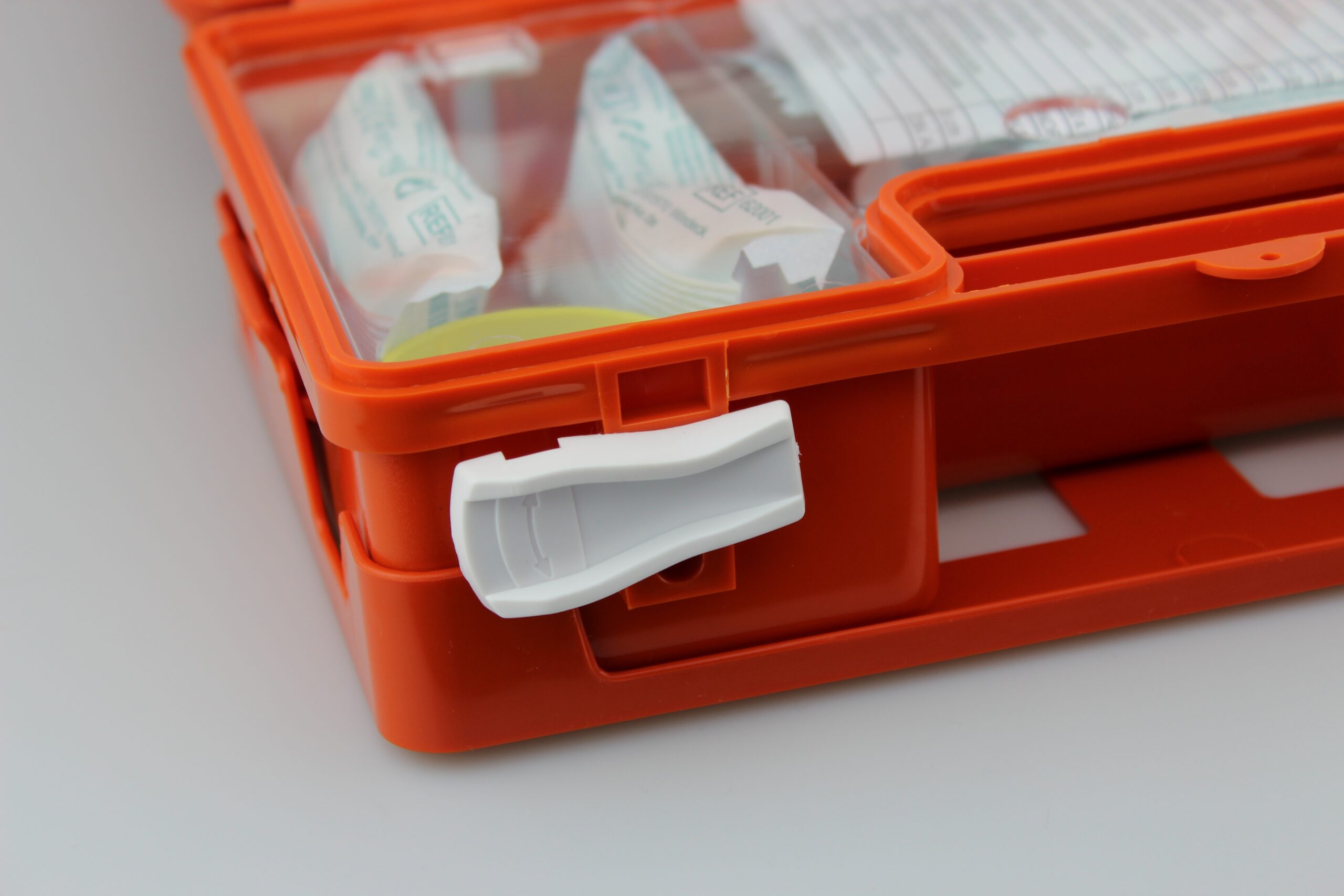 Apteczki w samochodzie (fot. adexo_medical / Pixabay)