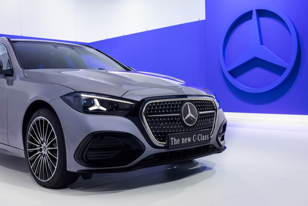 Mercedes klasy C (W206) kombi po liftingu - przód