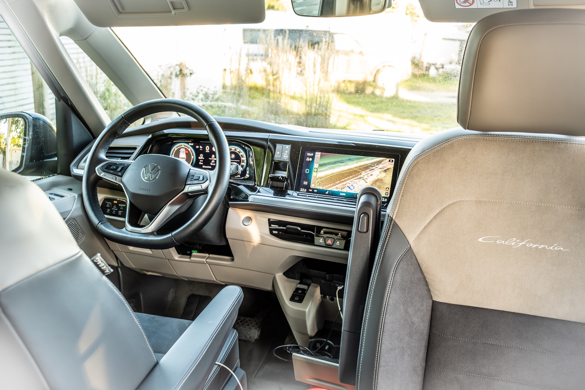 Volkswagen California Ocean T7 deska rozdzielcza