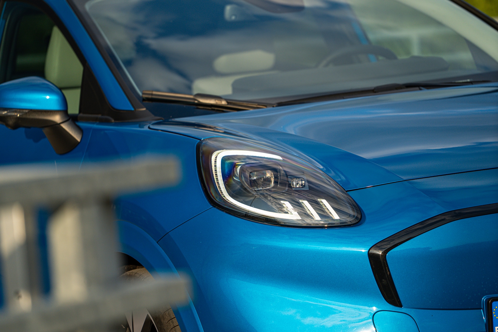 Ford Puma Gen-E przednie światło