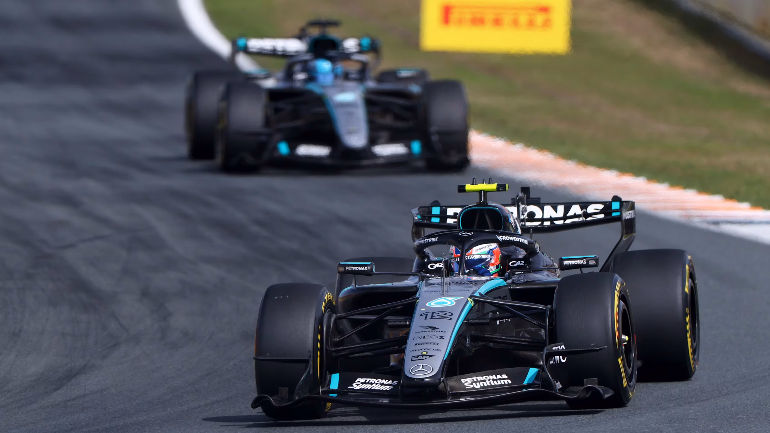 Bolidy Mercedesa na Zandvoort (fot. Getty Images)