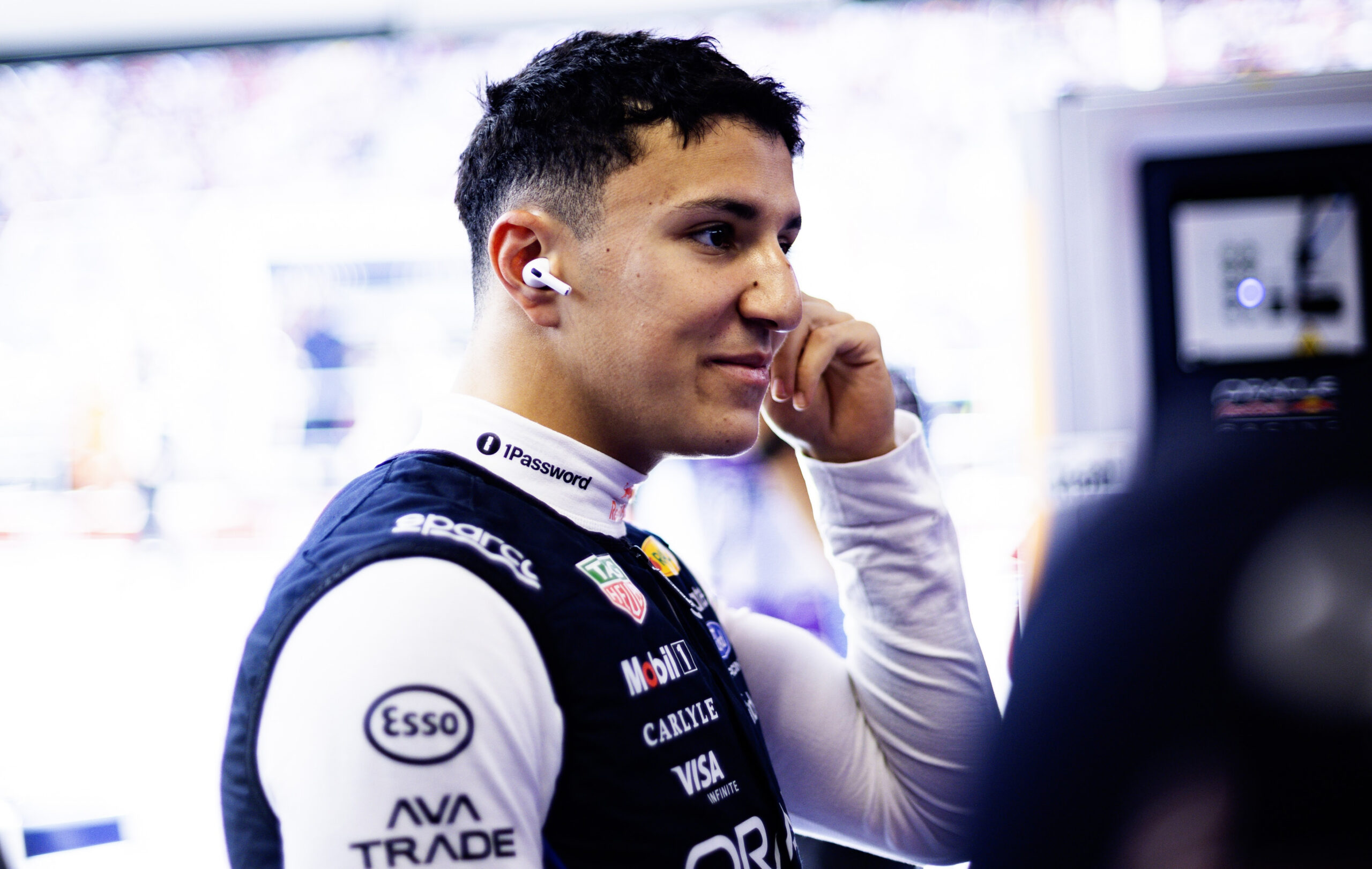 Isack Hadjar nie pojedzie w Zandvoort (fot. Vladimir Rys / Red Bull)