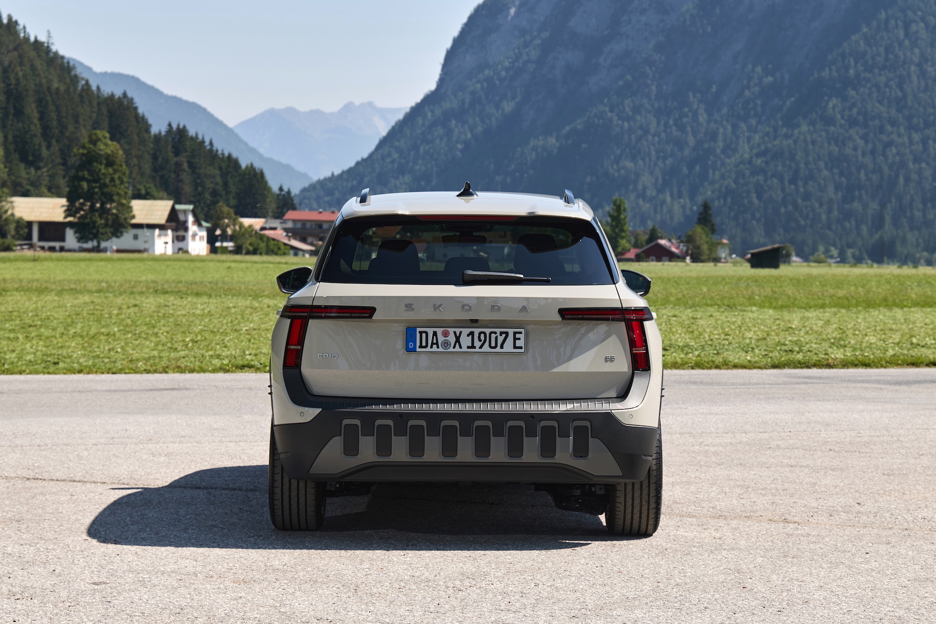 Skoda Epiq tył
