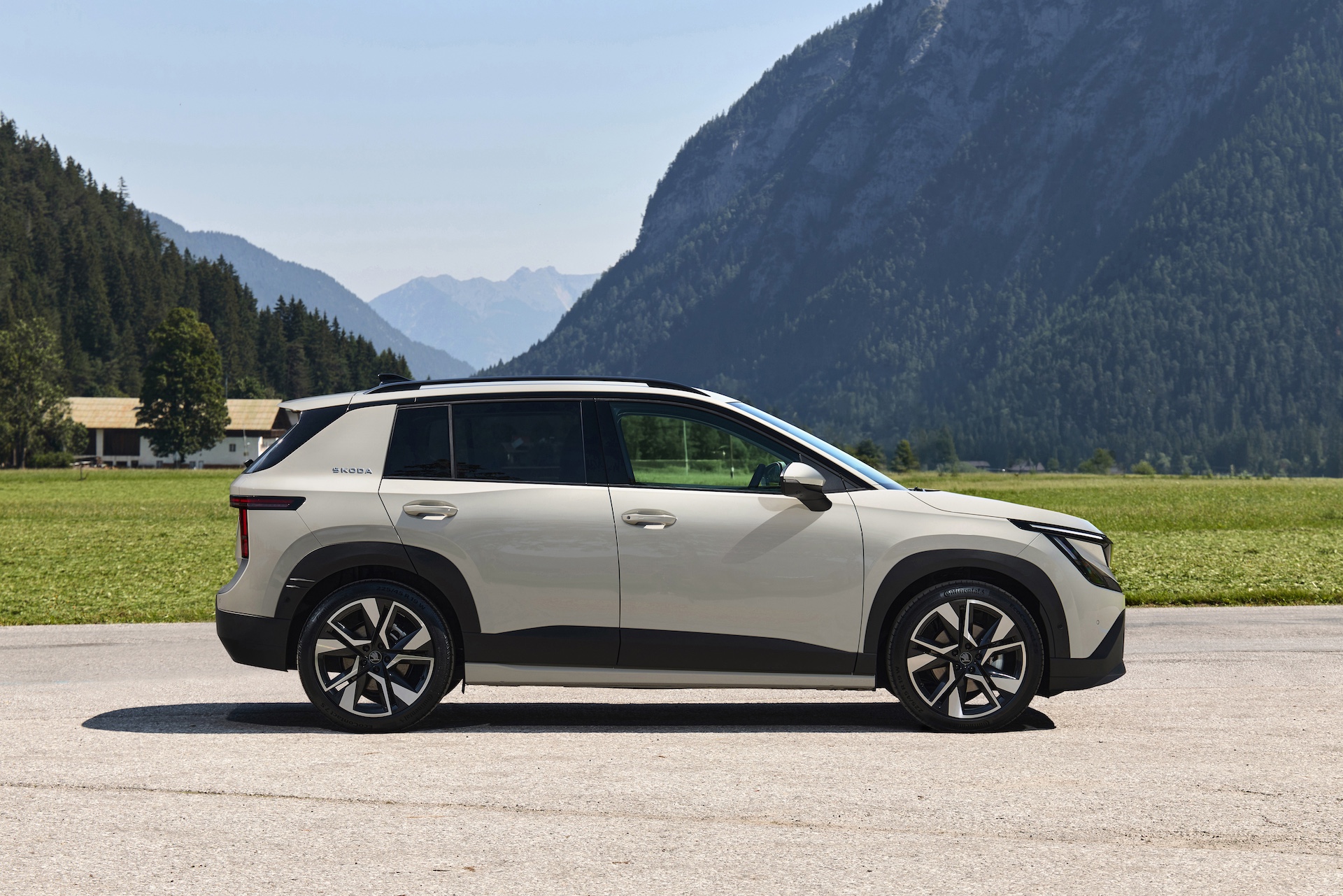 Skoda Epiq bok