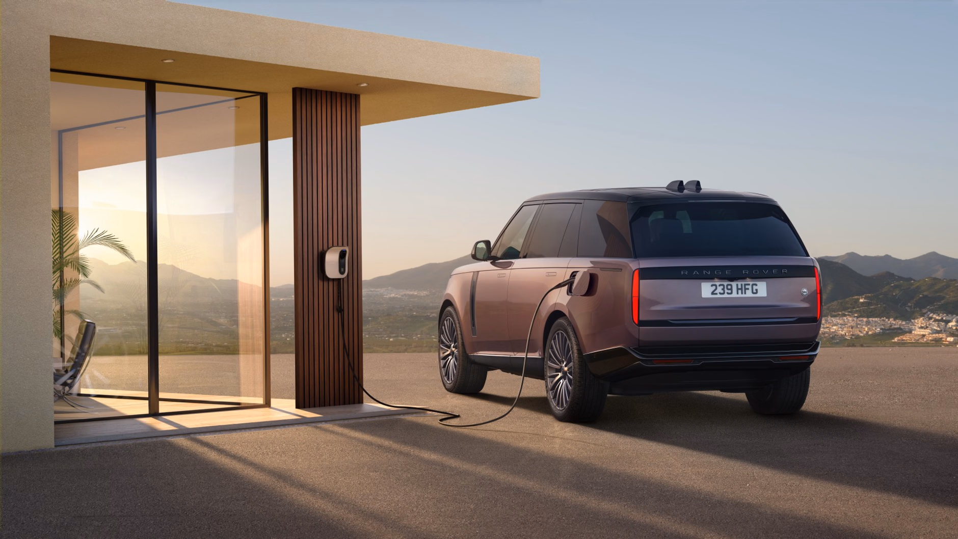 Range Rover Electric (fot. JLR)