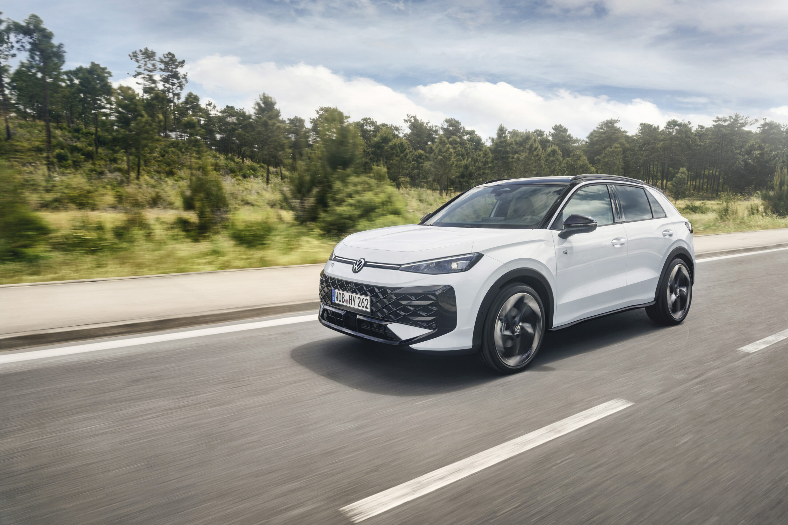 Volkswagen T-Roc Full Hybrid (fot. Volkswagen)