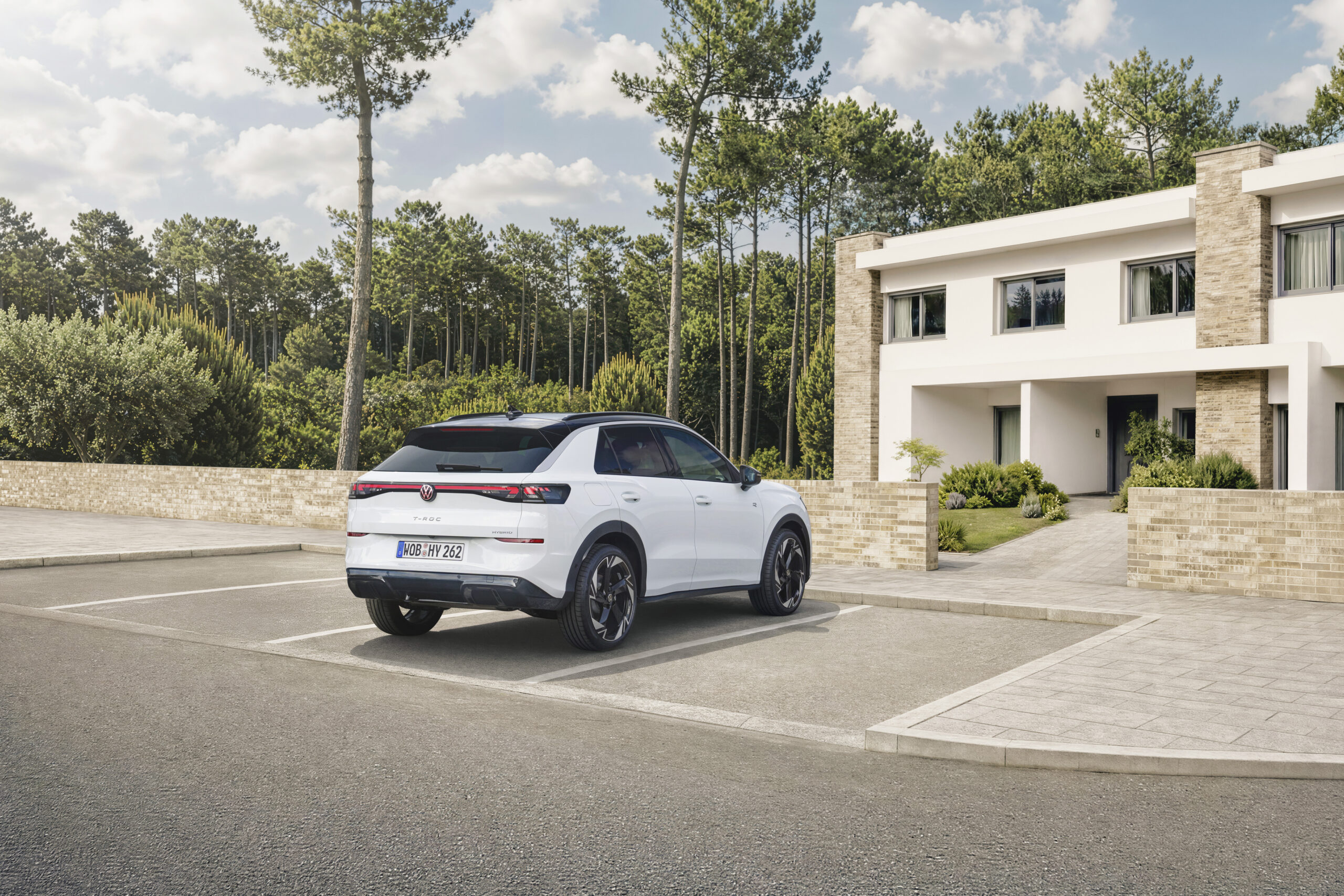 Volkswagen T-Roc Full Hybrid (fot. Volkswagen)