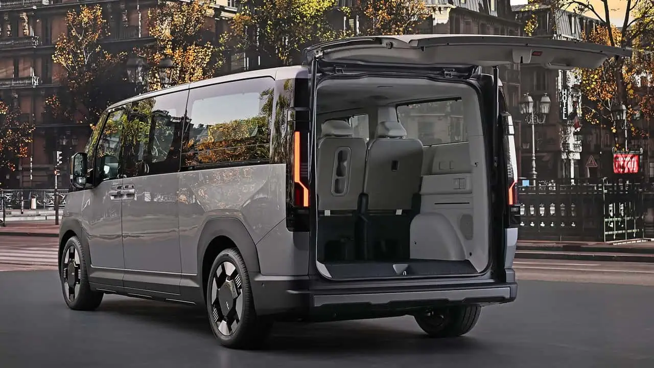 KIA PV7 Passenger (2027) (fot. KIA)