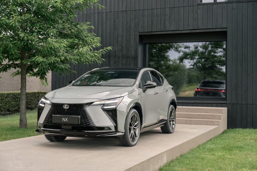 Nowy Lexus NX 450h (fot. Lexus)