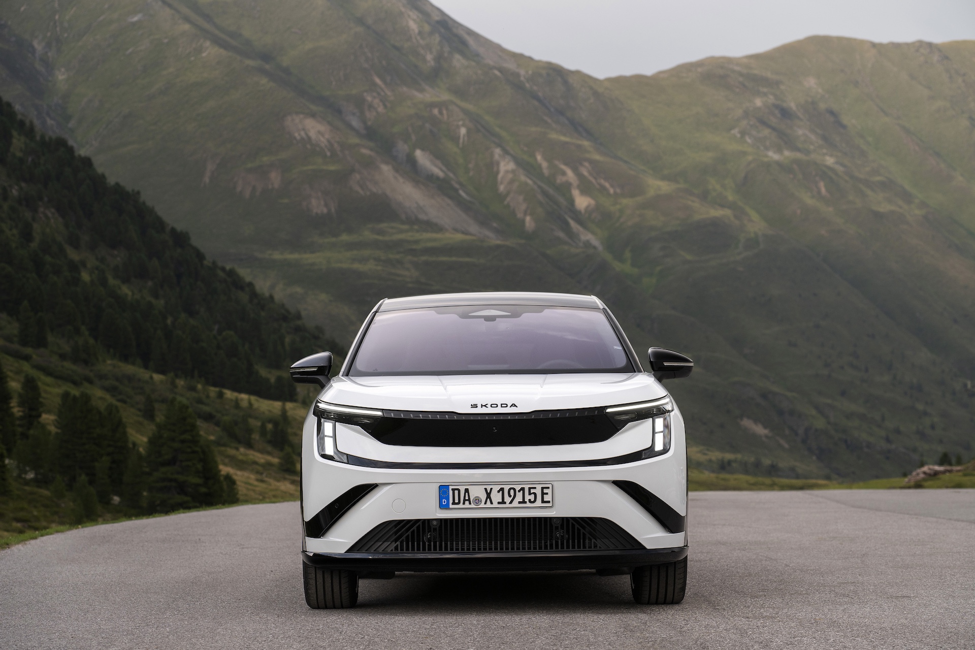Skoda Peaq przód