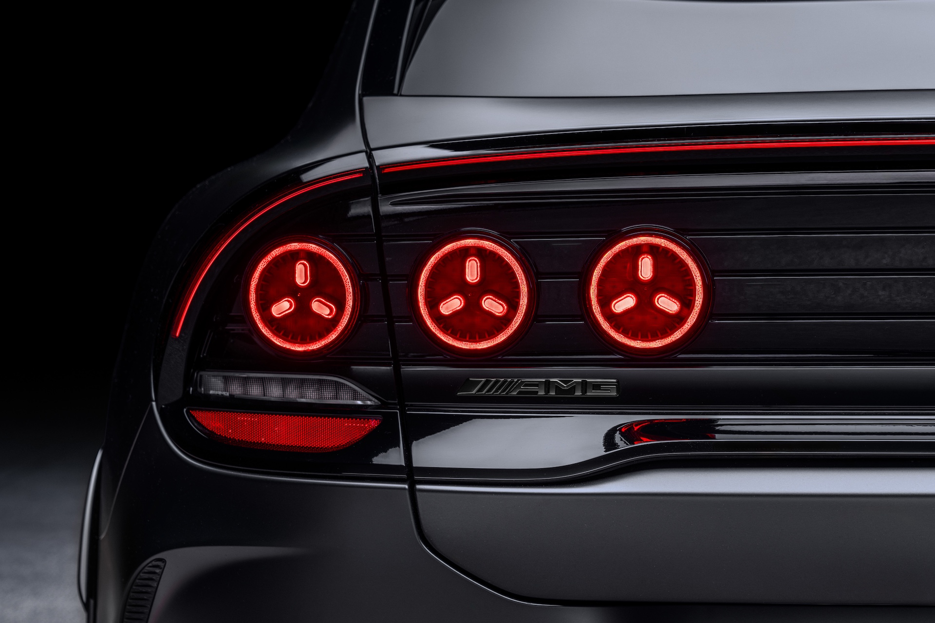 Mercedes-AMG GT SUV światła tył