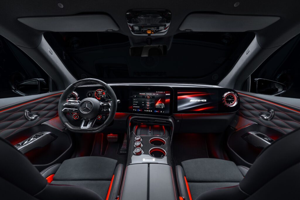 Mercedes-AMG GT SUV środek