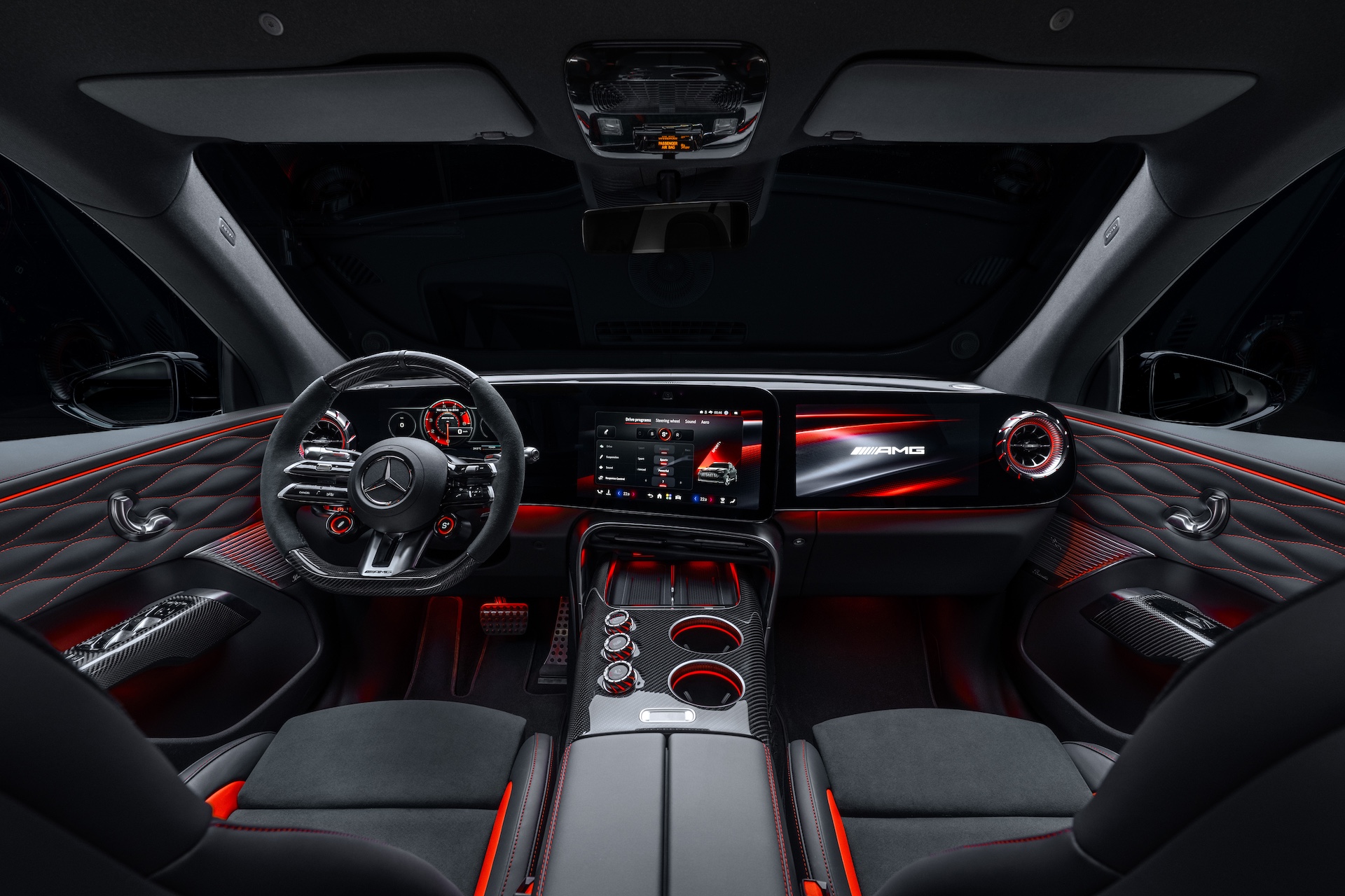 Mercedes-AMG GT SUV środek