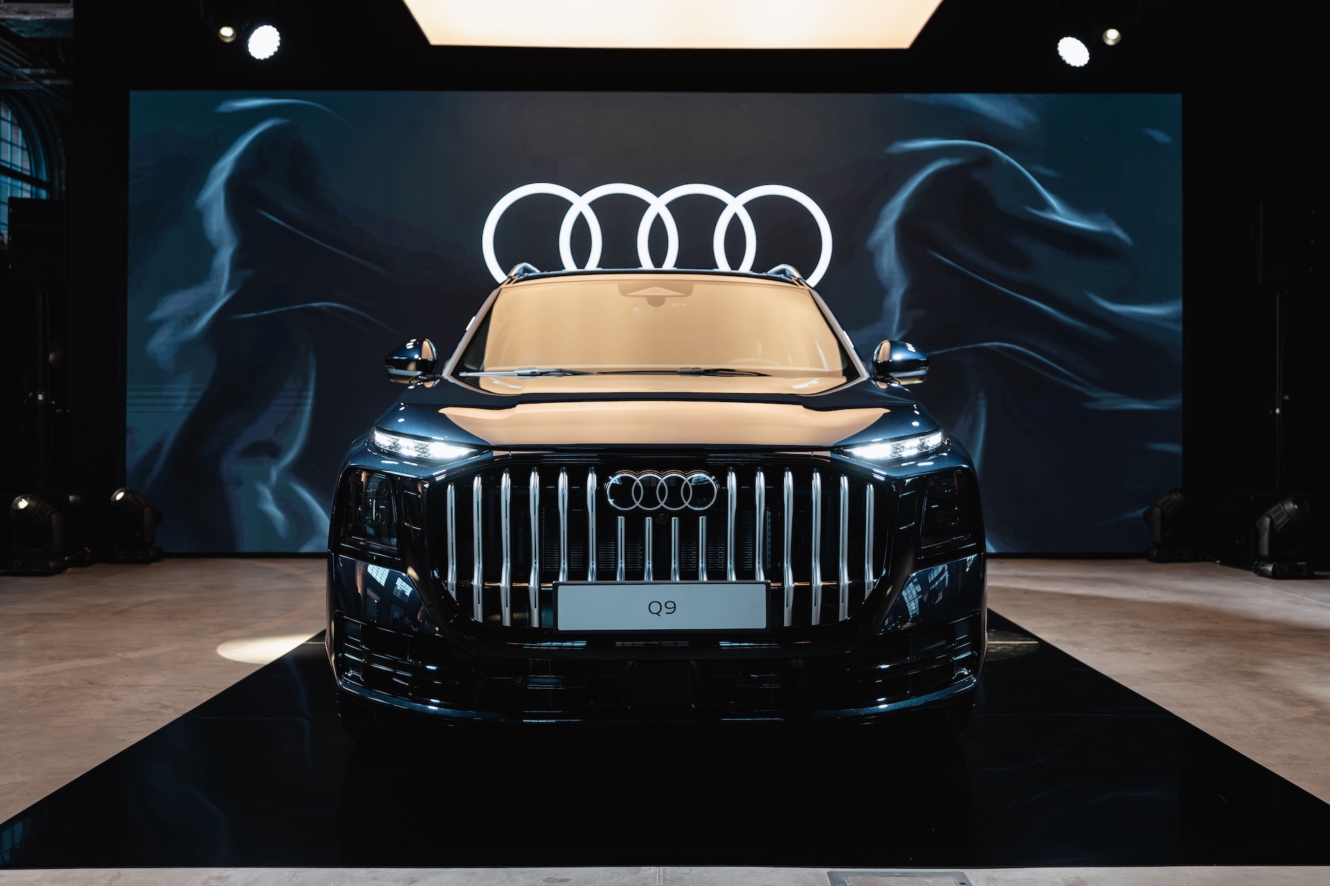 Audi Q9 (2026) przód