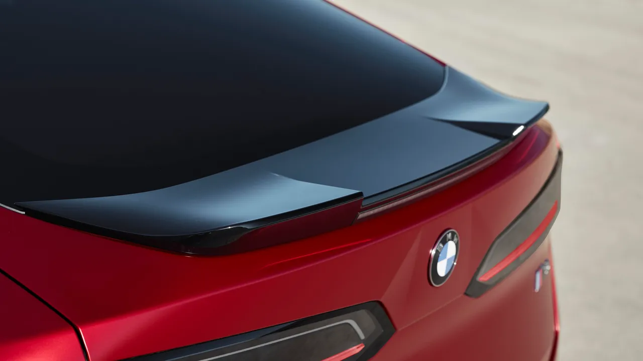 BMW iX4 (fot. BMW)